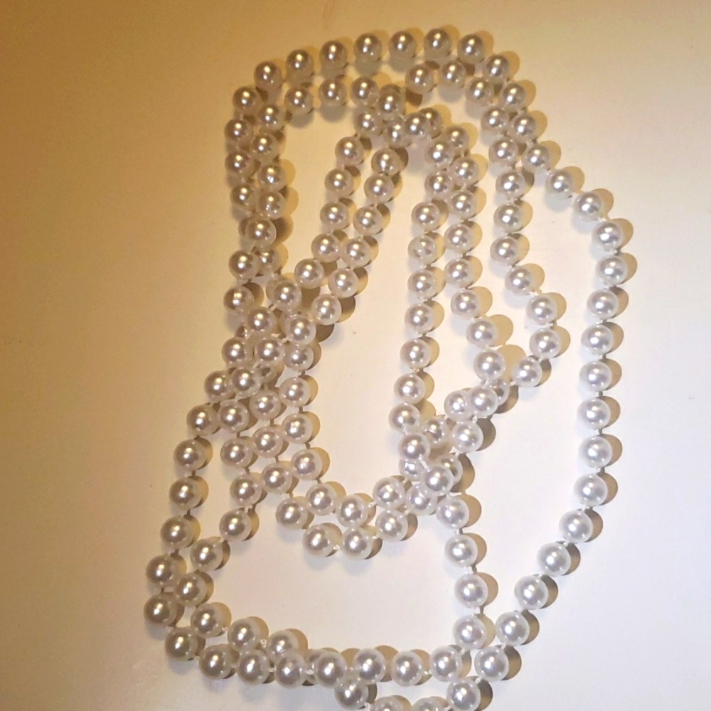 $5 Sale! Single String Pearl Necklace